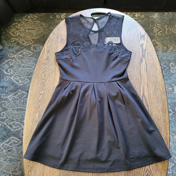 XXI Forever 21 Black Mesh A-Line Flare Sleeveless Dress Size Women's Large NEW - Picture 1 of 9